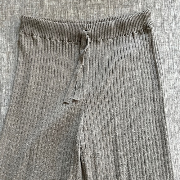 Ribbed Knit Pants - Picture 2 of 4